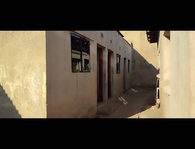 11 BEDROOM HOUSE FOR SALE IN MAPETLA